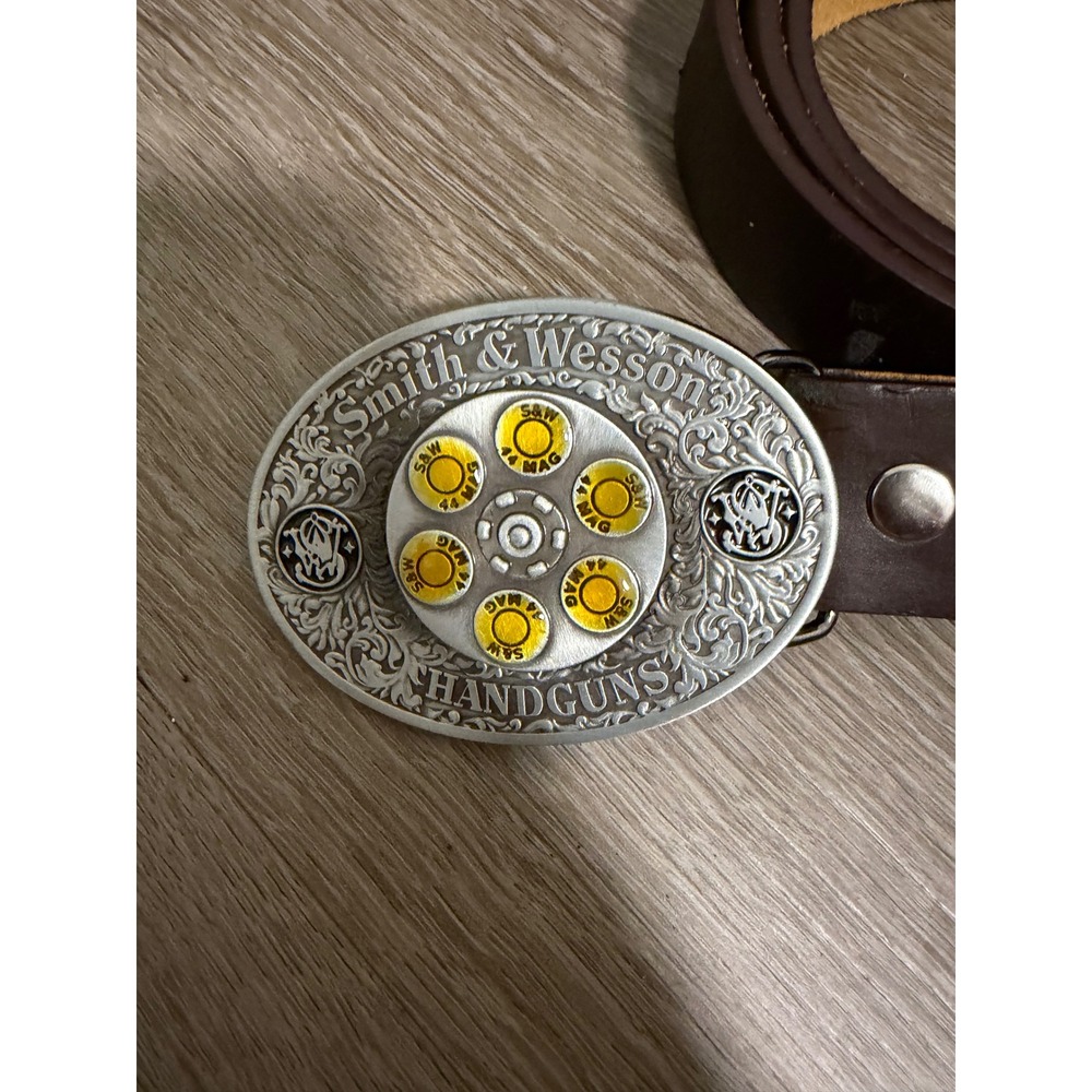 Smith & Wesson Handguns Belt Buckle 44 Mag Revolver Brown Leather Belt 38'